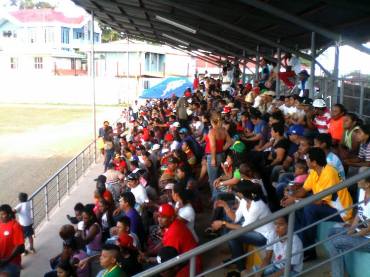 Arranca la Fiesta del Pomares 2016